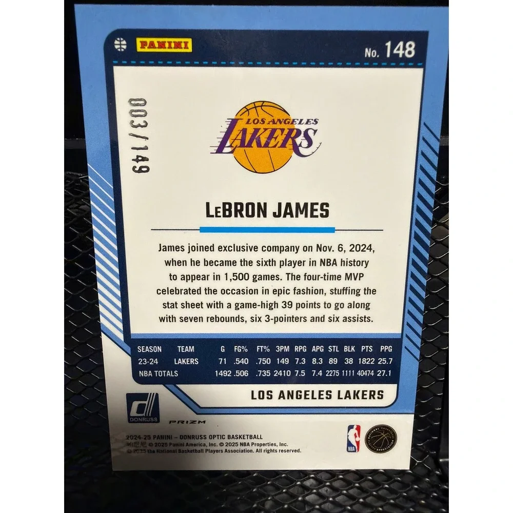 2024-25 Panini Donruss Optic LeBron James Green Velocity Prizm 003/149 Lakers